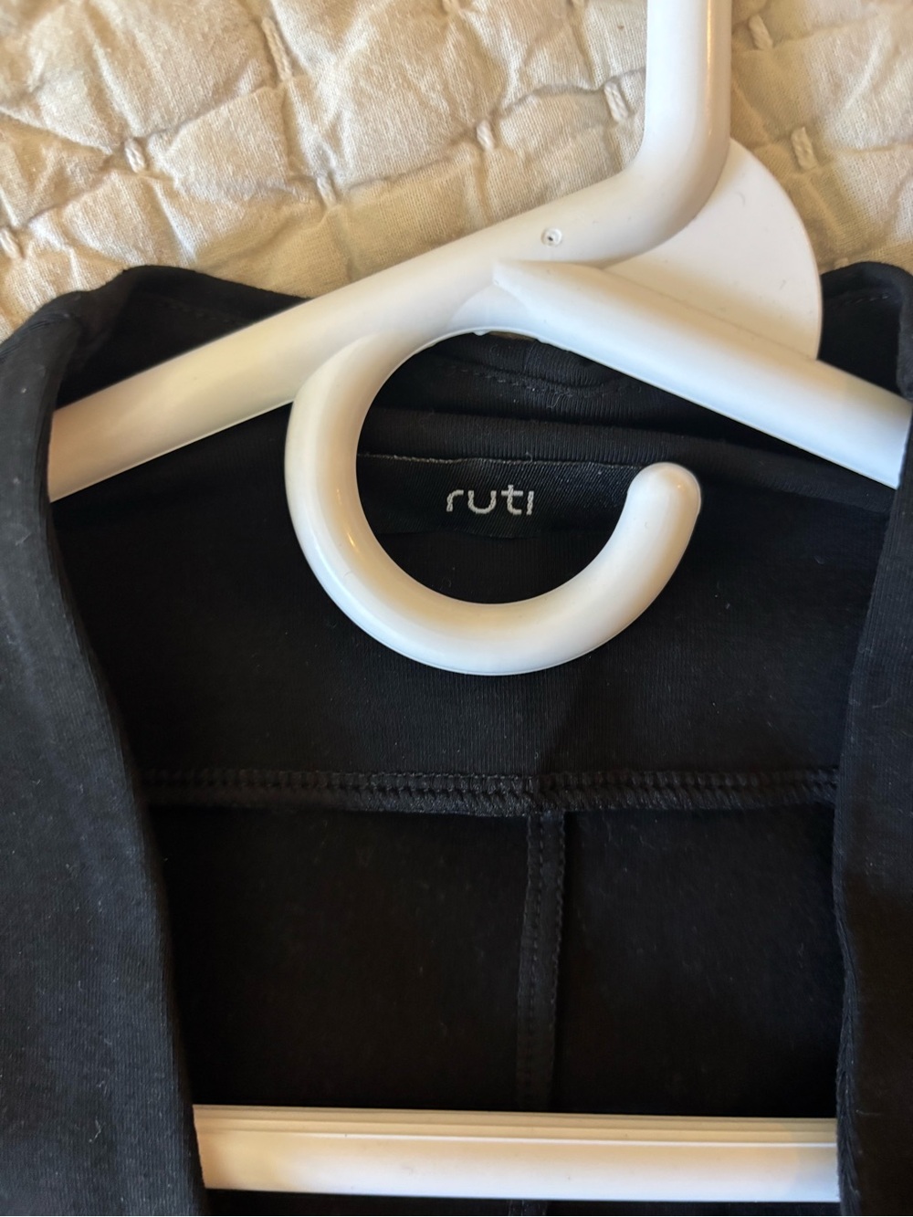 Ruti Sculpted Tank | Black | Size 6 - Picture 4 of 5